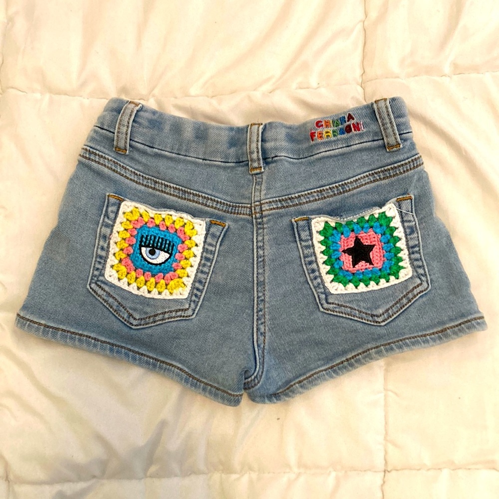 CHIARA FERRAGNI Crochet Logo Appliqué Denim Shorts in Blue Size 8